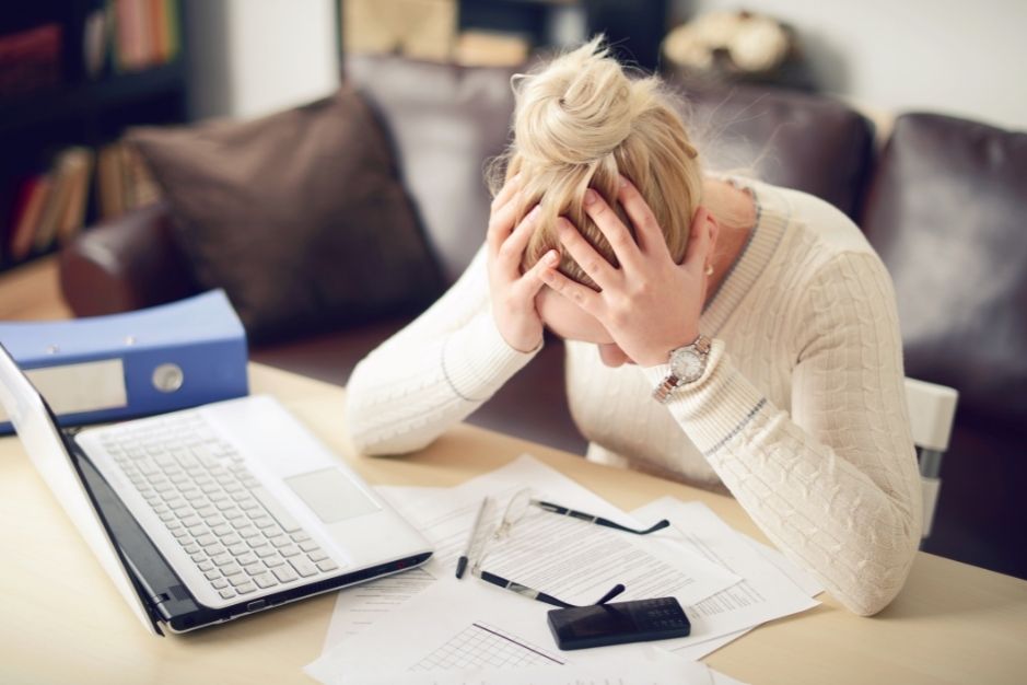 crisis existencial significado ayuda que hacer Hernández Psicólogos Online Málaga Marbella Fuengirola